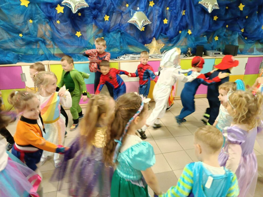 634849458 122192640062491829 477056522558884508 N