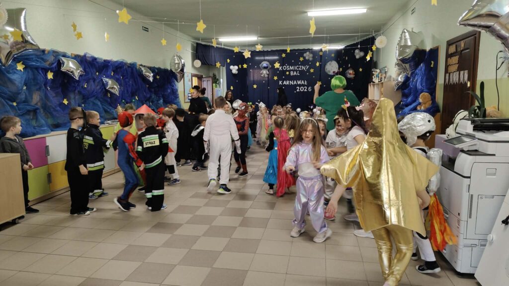 636769851 122192640170491829 3213126960968472689 N