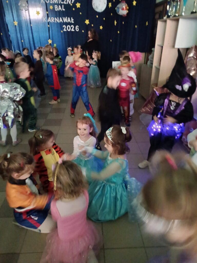 636798575 122192640104491829 3663631797214064800 N